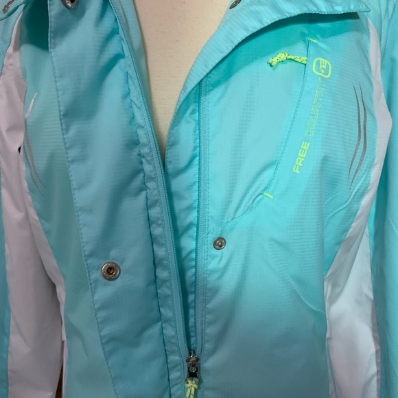 Free Country Women’s Jacket - Picture 4 of 11
